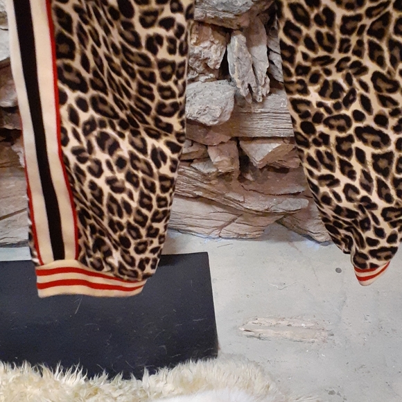 Victorious animal print track pants - Picture 4 of 7